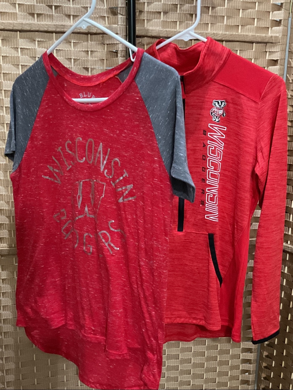Champion Red & Gray Wisconsin Badgers Raglan Tee and Quarter-Zip Pullover